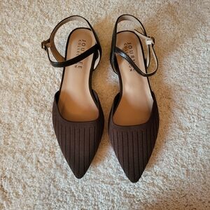 Journee Collection Women's Brown Ankle Strap Flats Size 8.5